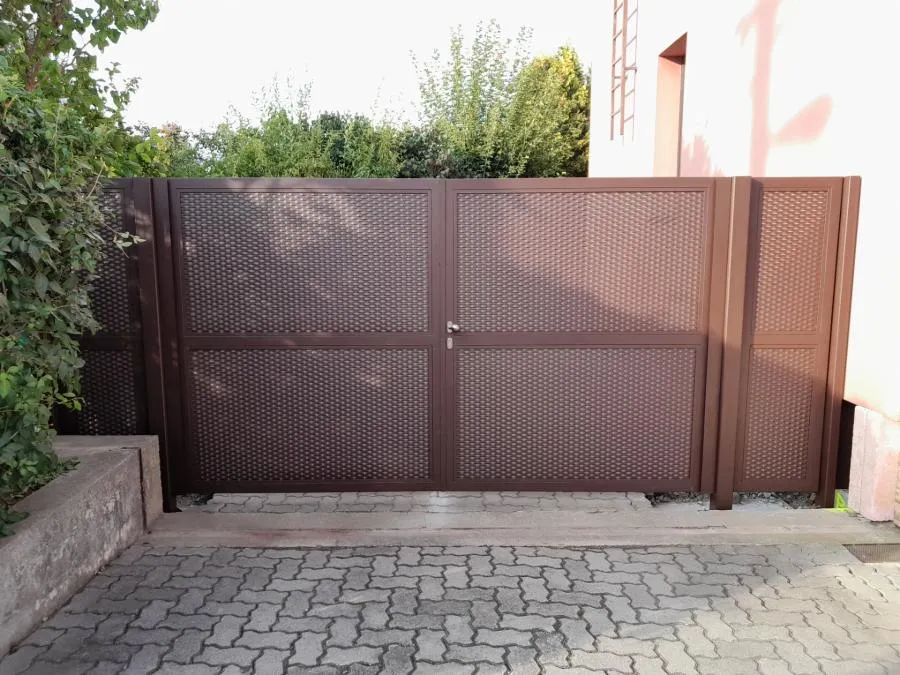 brána s tahokovem Privacy
